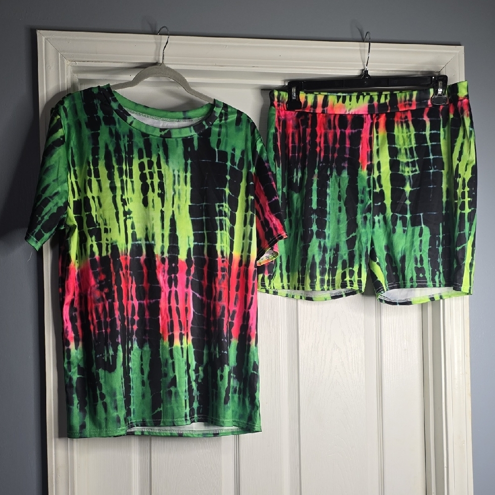 Women's Neon Tie-Dye Bike Shorts - Green & Pink